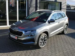 Graphitegrau metallic Neu 2025 Skoda Karoq Selection SUV | 37.990 € (Etwas zu teuer)