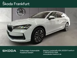 Weiß Neu 2025 Skoda Superb Selection Kombi | 44.980 € (Guter Preis)