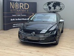 Deep black perleffek (metallic) Gebraucht 2021 VW Arteon Elegance Limousine | 27.699 € (Guter Preis)