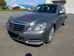 Gebraucht 2011 Mercedes E220 Avantgarde Kombi | 9.500 €