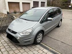Grau Gebraucht 2011 Ford S-MAX Trend Van / Kleinbus | 5.500 € (Fairer Preis)