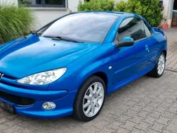 Blau Gebraucht 2005 Peugeot 206 CC Cabrio | 1.390 €