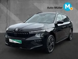 Schwarz (schwarzmagic perleffekt) met. Gebraucht 2024 Skoda Kamiq Monte Carlo SUV | 24.880 € (Etwas zu teuer)