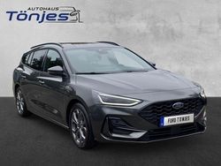 Magnetic Gebraucht 2024 Ford Focus ST-Line Kombi | 38.980 €