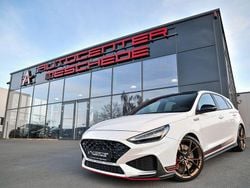 Serenity white perleffekt Gebraucht 2022 Hyundai i30 Limited Limousine | 38.890 €