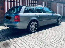 Grau Gebraucht 1998 Audi S4 Kombi | 8.999 €