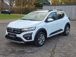 Weiß Gebraucht 2022 Dacia Sandero Stepway Limousine | 12.999 € (Guter Preis)