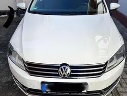 Weiß Gebraucht 2011 VW Passat Kombi | 6.900 €