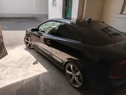 Schwarz Gebraucht 2004 Opel Astra Coupé | 1.599 € (Fairer Preis)