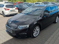 Schwarz Gebraucht 2016 Skoda Octavia RS Kombi | 14.790 € (Fairer Preis)