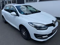 Weiß Gebraucht 2014 Renault Mégane III Initiale Paris Limousine | 4.600 € (Fairer Preis)