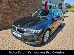 Schwarz Gebraucht 2023 BMW 318 Shadowline Kombi | 24.990 € (Guter Preis)