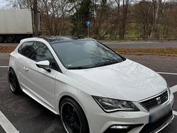 Weiß Gebraucht 2017 Seat Leon SC FR Kleinwagen | 14.500 €