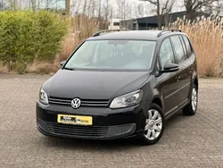 Schwarz Gebraucht 2011 VW Touran Trendline Van / Kleinbus | 5.499 € (Guter Preis)