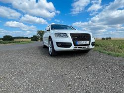 Weiß Gebraucht 2009 Audi Q5 Sport SUV | 10.900 € (Etwas zu teuer)