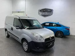 Grau Gebraucht 2012 Fiat Doblò Van / Kleinbus | 5.900 € (Teuer)