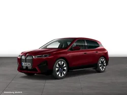 Rot Gebraucht 2024 BMW iX SUV | 55.778 € (Guter Preis)