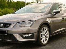 Grau Gebraucht 2015 Seat Leon ST FR Kombi | 11.569 € (Fairer Preis)