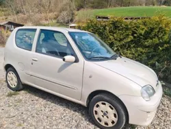 Beige Gebraucht 2006 Fiat Seicento Anniversary Kleinwagen | 750 € (Guter Preis)