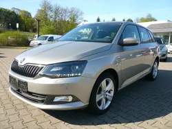 Beige Gebraucht 2017 Skoda Fabia Ambition Kombi | 11.400 € (Etwas zu teuer)