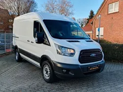 Weiß Gebraucht 2018 Ford Transit Van / Kleinbus | 11.995 € (Fairer Preis)