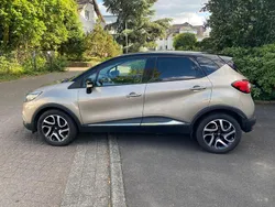Grau Gebraucht 2016 Renault Captur Intens SUV | 9.990 € (Fairer Preis)