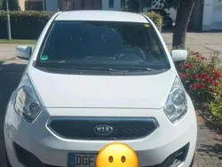 Weiß Gebraucht 2015 Kia Venga 2 Kleinwagen | 7.200 € (Fairer Preis)