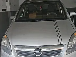 Silber Gebraucht 2005 Opel Zafira Van / Kleinbus | 4.200 € (Fairer Preis)