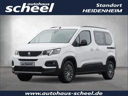Andere farbe Gebraucht 2024 Peugeot e-Rifter Allure Van / Kleinbus | 25.890 € (Fairer Preis)
