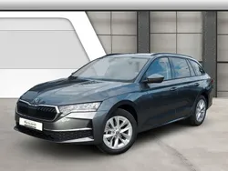 Graphite grau Neu 2024 Skoda Octavia RS Kombi | 32.990 €