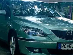 Grün Gebraucht 2004 Mazda 3 Kleinwagen | 3.700 € (Fairer Preis)