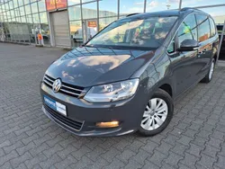 Grau Gebraucht 2016 VW Sharan Comfortline Van / Kleinbus | 15.950 € (Etwas zu teuer)