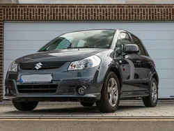 Grau Gebraucht 2011 Suzuki SX4 City Limousine | 5.200 € (Fairer Preis)