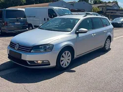 Silber Gebraucht 2014 VW Passat Trendline Kombi | 4.999 € (Guter Preis)
