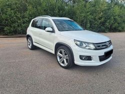 Weiß Gebraucht 2013 VW Tiguan R-line SUV | 11.890 € (Fairer Preis)