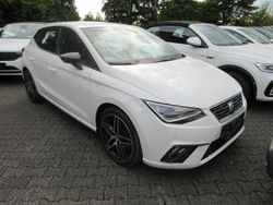 Weiß Gebraucht 2022 Seat Ibiza FR Limousine | 18.988 € (Fairer Preis)