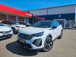 Weiß Gebraucht 2025 Peugeot 2008 GT SUV | 31.450 €