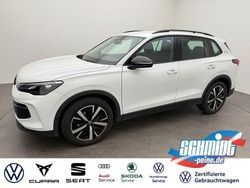 Weiß Gebraucht 2024 VW Tiguan Goal SUV | 36.700 €