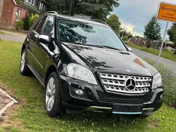 Schwarz Gebraucht 2009 Mercedes ML300 SUV | 12.000 € (Superpreis)