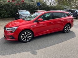 Rot Gebraucht 2022 Renault Mégane IV Intens Limousine | 21.800 € (Teuer)