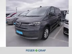 Indiumgrau metallic Gebraucht 2024 VW Multivan Van / Kleinbus | 50.880 € (Guter Preis)