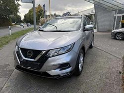 Grau Gebraucht 2020 Nissan Qashqai Acenta SUV | 18.450 € (Fairer Preis)