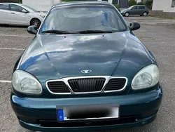 Grün Gebraucht 1999 Chevrolet Lanos SE Limousine | 1.850 €