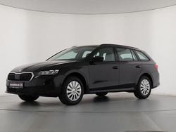 Schwarz Neu 2025 Skoda Octavia Essence Kombi | 25.350 € (Superpreis)