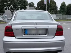 Silber Gebraucht 2001 Opel Vectra Limousine | 2.400 € (Fairer Preis)