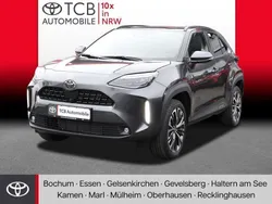 Grau Neu 2025 Toyota Yaris Cross Style SUV | 34.189 €