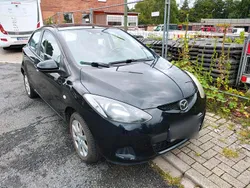 Schwarz Gebraucht 2010 Mazda 2 Limousine | 1.650 € (Teuer)