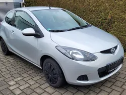 Silber Gebraucht 2009 Mazda 2 Kleinwagen | 1.950 € (Guter Preis)