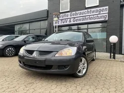 Grau Gebraucht 2004 Mitsubishi Lancer Kombi | 2.490 € (Fairer Preis)