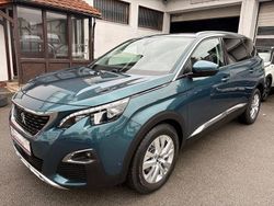 Grün Gebraucht 2018 Peugeot 5008 Allure Van / Kleinbus | 18.990 € (Superpreis)